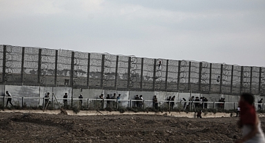 İsrail ordusu, işgal altındaki Batı Şeria'da yeni askeri bariyerler kurdu