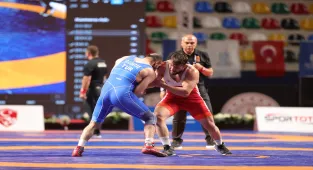 Kocaeli'de güreş şöleni başladı 