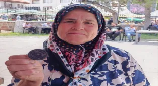 Nallıhan'da kadın muhtar 26 yıldır görevini sürdürüyor