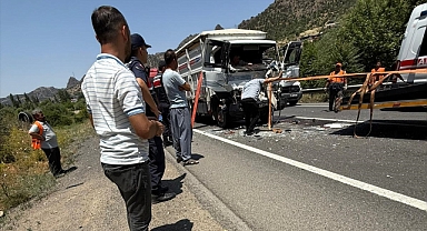 Niğde'de meydana gelen trafik kazasında 3 kişi yaralandı