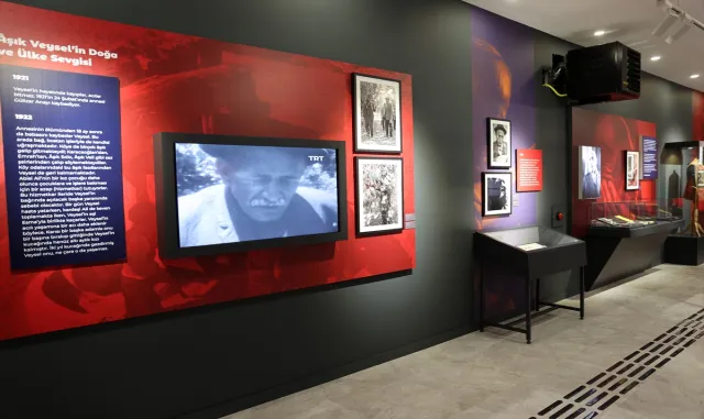 Sivas'ta Aşık Veysel Şatıroğlu ve Yöresel Müzik Aletleri Müzesi açıldı