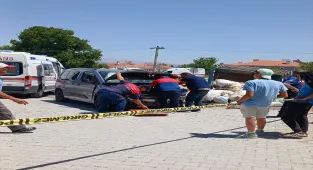 Burdur'da traktörle hafif ticari aracın çarpıştığı kazada 7 kişi yaralandı