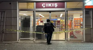 Bursa'da markette 2 kişiyi silahla yaralayan şüpheli yakalandı