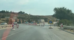 Eskişehir-Kütahya kara yolunda bakım onarım çalışması başladı