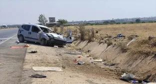 Gaziantep'te takla atan hafif ticari aracın sürücüsü öldü