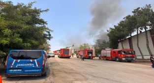 GÜNCELLEME - Gaziantep'te halı fabrikasında çıkan yangın kontrol altına alındı