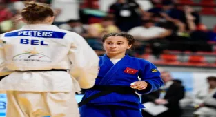 Milli judocu Yağmur Yılmaztürk, EYOF'ta gümüş madalya kazandı