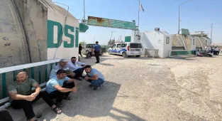 Şanlıurfa'da sulama kanalında akıntıya kapılan kişiyi arama çalışması sürüyor