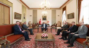 TBMM Başkanı Kurtulmuş Atatürk Kültür, Dil ve Tarih Yüksek Kurumu Başkanı Prof. Dr. Örs'ü kabul etti