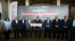 Ulaştırma ve Altyapı Bakanı Uraloğlu, Bursa'da devam eden projelerle ilgili konuştu: