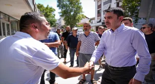 Bakan Kurum, Balıkesir Sındırgı'da depreme ilişkin açıklamalarda bulundu: