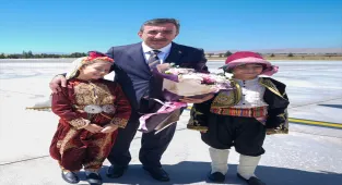 Cumhurbaşkanı Yardımcısı Yılmaz, AK Parti Konya İl Başkanlığı'nda konuştu: