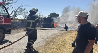 Edirne'de seyir halindeki akaryakıt tankerinde çıkan yangın söndürüldü