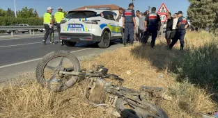 GÜNCELLEME - Aydın'da motosiklet sürücüsünün ölümüne neden olan kamyonet şoförü tutuklandı