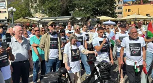 İsveç'te gazeteciler, Gazze'de meslektaşlarını öldüren İsrail'i protesto etti