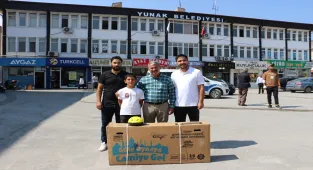 Konya'da Güle Oynaya Camiye Gel Projesi kapsamında bisiklet dağıtımı başladı