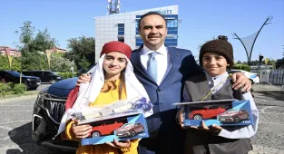 Sanayi ve Teknoloji Bakanı Kacır, Bingöl'de ziyaretlerde bulundu