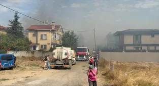 Tekirdağ'da otluk alanda çıkan yangın söndürüldü