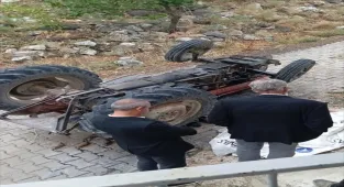 Ankara'da devrilen traktörün sürücüsü hayatını kaybetti