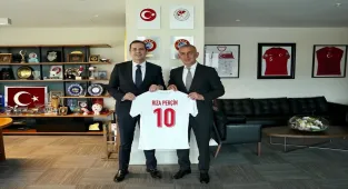 Antalyaspor Başkanı Perçin, TFF Başkanı Hacıosmanoğlu'nu ziyaret etti