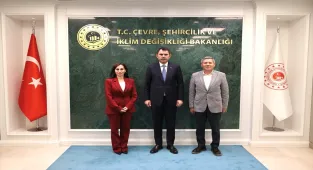 Bakan Kurum, AK Parti'ye yeni katılan Gürzel ile Beykoz İlçe Başkanı Ayduğan'ı kabul etti