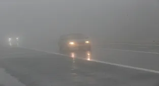 Bolu Dağı'nda sis ve sağanak ulaşımı etkiledi