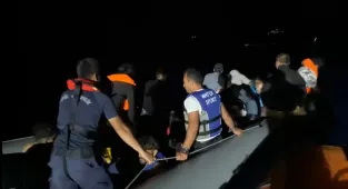 Çanakkale'de 43 düzensiz göçmen yakalandı