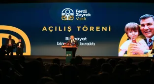 CHP Genel Başkanı Özel, Manisa'da Ferdi Zeyrek Vakfı'nı açtı: