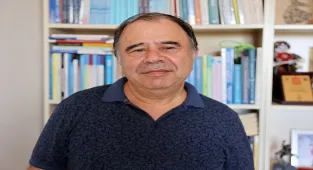 Erken yaşta telefon kullanımı çocukların gelişimini tehdit ediyor