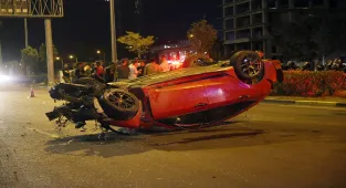 GÜNCELLEME 2 - Hatay'da otomobilin yayalara çarptığı kazada 3 kişi öldü, 3 kişi yaralandı