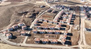 GÜNCELLEME - Bakan Kurum'dan deprem bölgesinde yapımı tamamlanan 300 bininci konuta ilişkin paylaşım: