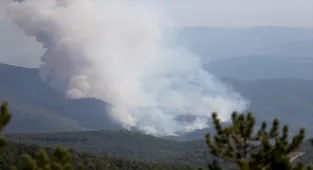 GÜNCELLEME - Kastamonu-Karabük sınırında çıkan ikinci yangına müdahale ediliyor