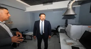 Hatay Valisi Masatlı, hizmete giren Zeytincilik Araştırma Enstitüsünü inceledi