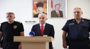 Kırklareli'nde geçen ay göçmen kaçakçılığı operasyonlarında 10 şüpheli tutuklandı