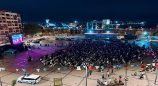 Kocaeli'de Türkiye-Almanya EuroBasket 2025 finali dev ekrandan izlendi