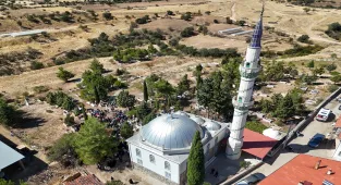 Kütahya'da trafik kazasında ölen polis memuru Uşak'ta toprağa verildi