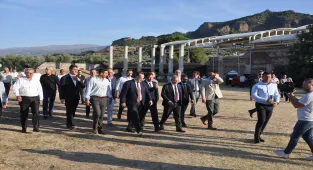 Manisa Büyükşehir Belediye Meclisi Sardes Antik Kenti'nde toplandı