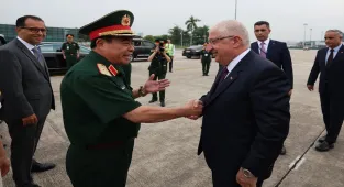 Milli Savunma Bakanı Güler, Vietnam'ın başkenti Hanoi'ye gitti