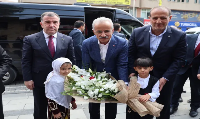 Ulaştırma ve Altyapı Bakanı Uraloğlu, Bayburt'ta konuştu:
