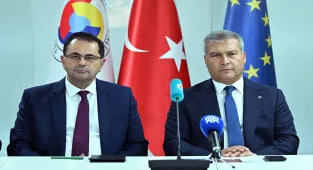 Anadolu Üniversitesi Brüksel'de Türk Dili ve Kültürü programını tanıttı