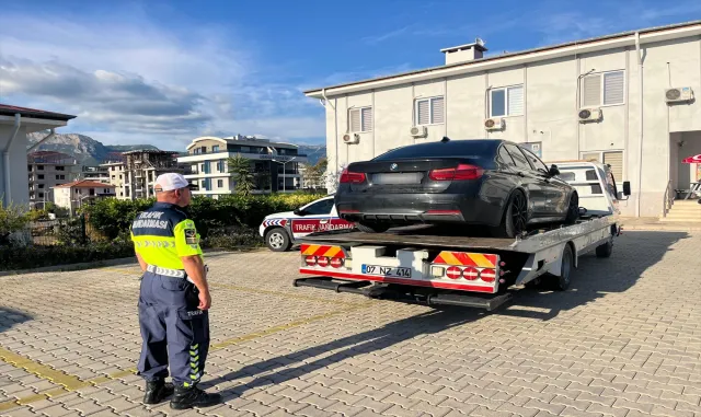 Antalya'da drift atan sürücüye 92 bin 784 lira ceza