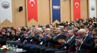 DÜZELTME - Bakan Işıkhan, Uluslararası Sosyal Bilimler, İş Sağlığı ve Güvenliği Kongresi'nde konuştu: başlıklı haberimizin 2. ve 20. paragrafında yer alan Sosyal Bilimler Üniversitesi ifadesi Sağlık Bilimleri Üniversitesi olarak düzeltilmiştir.