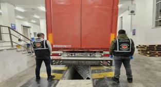 Edirne'de 105,2 kilogram uyuşturucu ele geçirildi