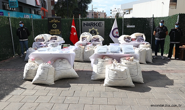İzmir'de uyuşturucu operasyonlarında yakalanan 5 şüpheli tutuklandı