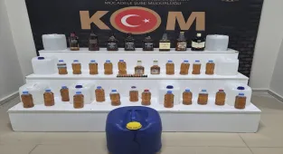 Kırşehir'de 40 litre etil alkol ve 21 litre sahte içki ele geçirildi