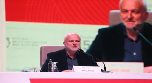 Kocaeli Kitap Fuarı'nın ilk gününde söyleşi ve imza etkinlikleri gerçekleştirildi