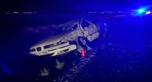 Konya'da işçi servisi ile otomobilin çarpıştığı kazada 18 kişi yaralandı