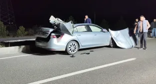 Kütahya'da kamyonla çarpışan otomobilin sürücüsü öldü