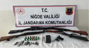 Niğde'de ruhsatsız silah operasyonunda 2 şüpheli yakalandı