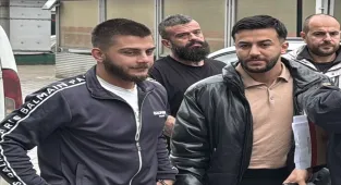 Samsun'da husumetlilerin aracına silahla ateş eden 3 zanlı yakalandı